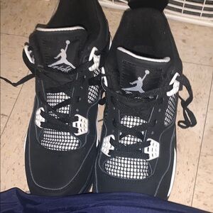 Jordan Men's Black Sneakers comon twin jus buy